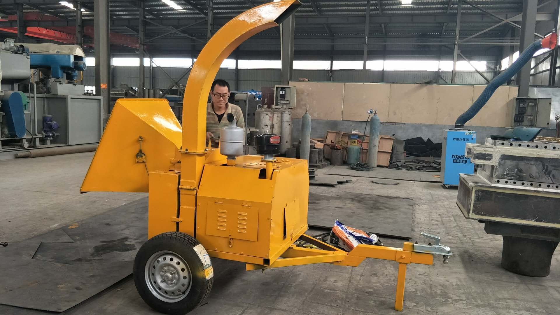 移動式樹枝粉碎機